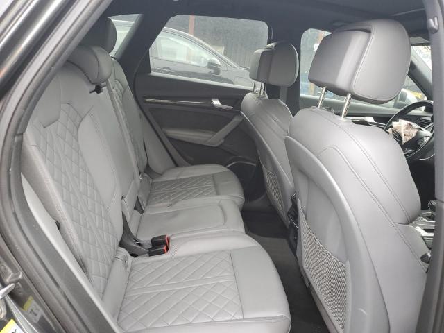 WA1C4AFY9J2071475 - 2018 AUDI SQ5 PRESTIGE GRAY photo 10