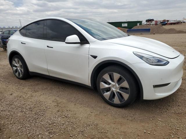 5YJYGDEE6MF297390 - 2021 TESLA MODEL Y WHITE photo 4
