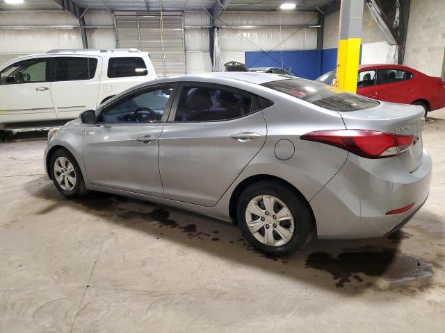 5NPDH4AE9GH739182 - 2016 HYUNDAI ELANTRA SE SILVER photo 2