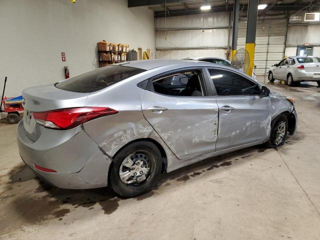 5NPDH4AE9GH739182 - 2016 HYUNDAI ELANTRA SE SILVER photo 3