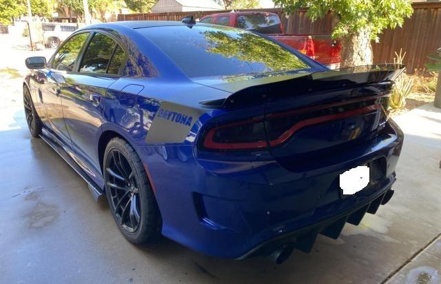 2C3CDXGJ0JH290766 - 2018 DODGE CHARGER R/T 392 BLUE photo 3