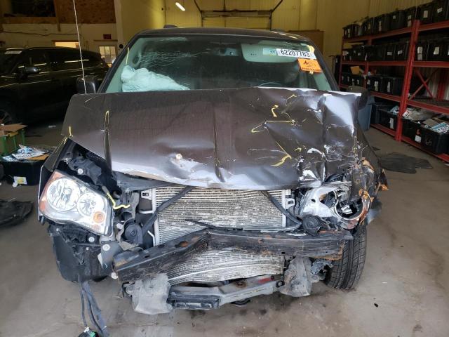 2C4RC1BG2FR662529 - 2015 CHRYSLER TOWN & COU TOURING 灰色 照片 5