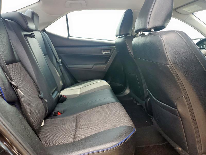 5YFBURHEXJP811023 - 2018 TOYOTA COROLLA L BLACK photo 10