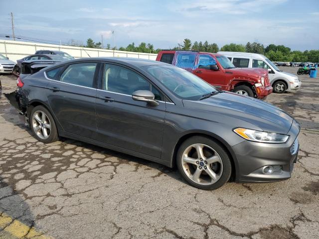 3FA6P0HD6FR286528 - 2015 FORD FUSION SE GRAY photo 4