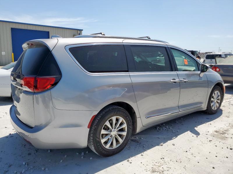 2C4RC1BG4KR561325 - 2019 CHRYSLER PACIFICA TOURING L SILVER photo 3