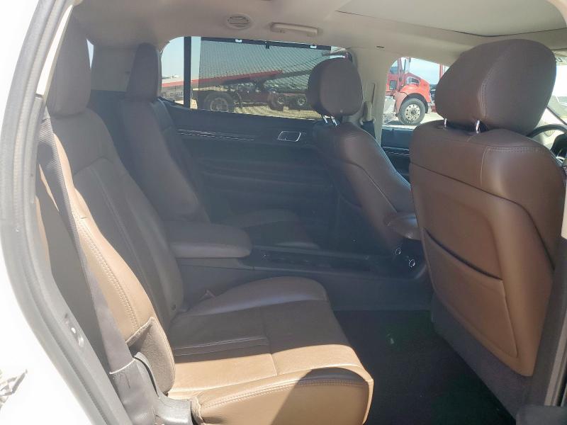 2LMHJ5AT4DBL53884 - 2013 LINCOLN MKT WHITE photo 11