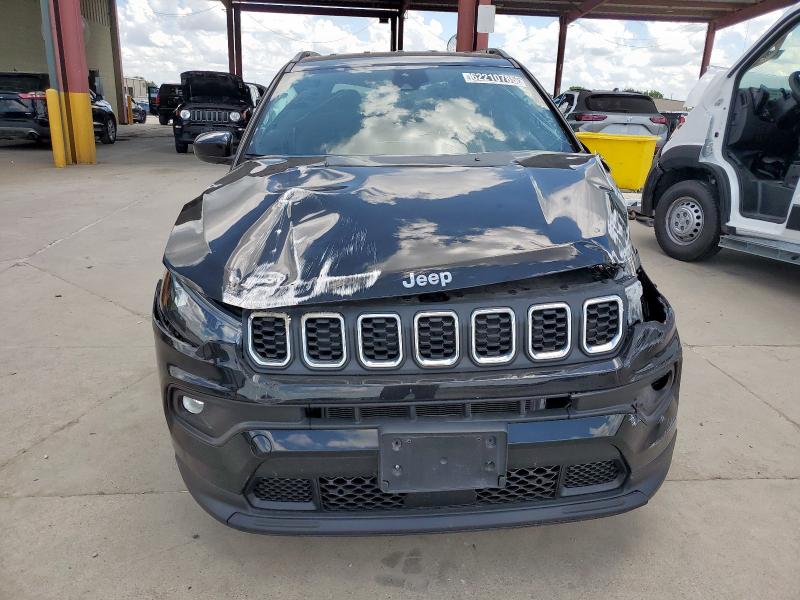 3C4NJDBN1ST523066 - 2025 JEEP COMPASS LATITUDE BLACK photo 5