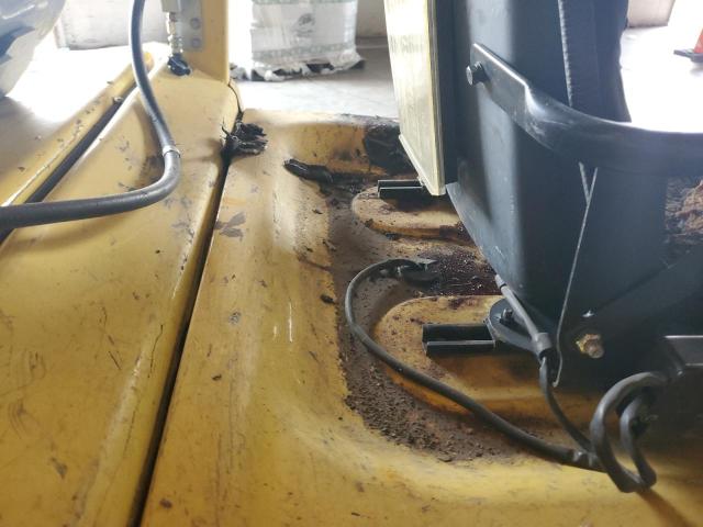 A380V10531U - 2020 HYST FORKLIFT YELLOW photo 6