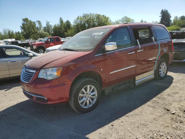 2C4RC1GG4FR708564 - 2015 CHRYSLER TOWN & COU LIMITED PLATINUM MAROON photo 1