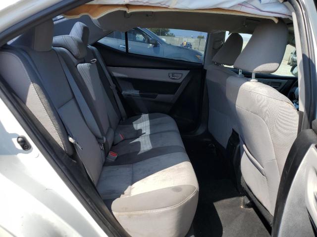 5YFBURHE5HP607692 - 2017 TOYOTA COROLLA L თეთრი ფოტო 10