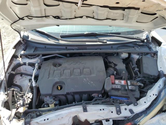 5YFBURHE5HP607692 - 2017 TOYOTA COROLLA L თეთრი ფოტო 11