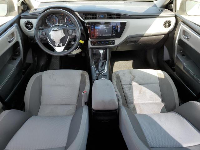 5YFBURHE5HP607692 - 2017 TOYOTA COROLLA L თეთრი ფოტო 8