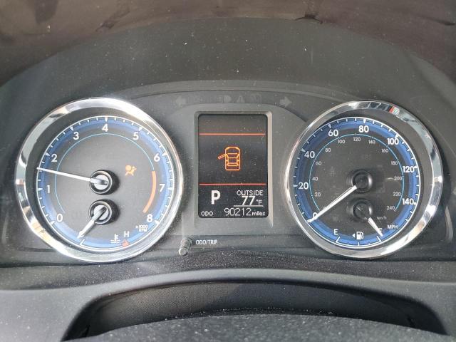 5YFBURHE5HP607692 - 2017 TOYOTA COROLLA L თეთრი ფოტო 9