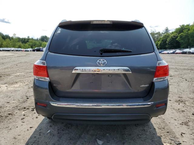 5TDBK3EH6DS260361 - 2013 TOYOTA HIGHLANDER BASE GRAY photo 6