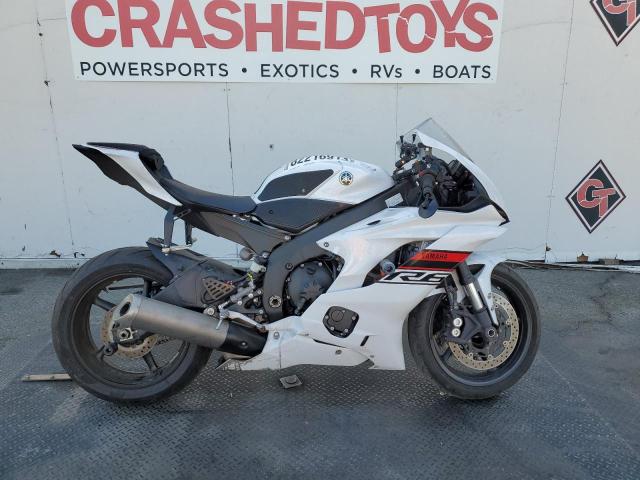 JYARJ28Y4KA002093 - 2019 YAMAHA YZFR6 C WHITE photo 1