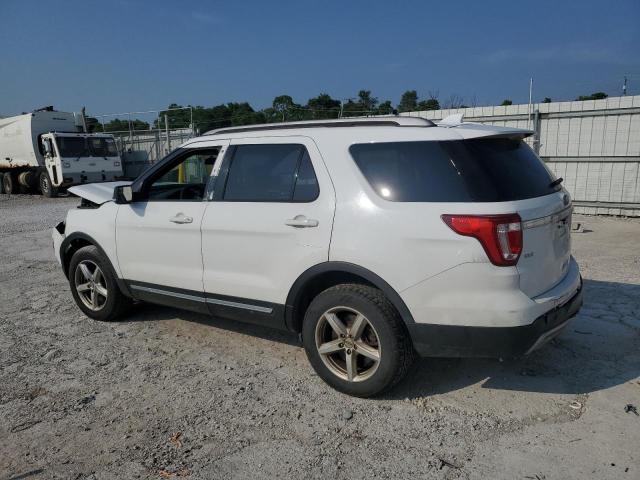1FM5K8DH5HGC03804 - 2017 FORD EXPLORER XLT WHITE photo 2