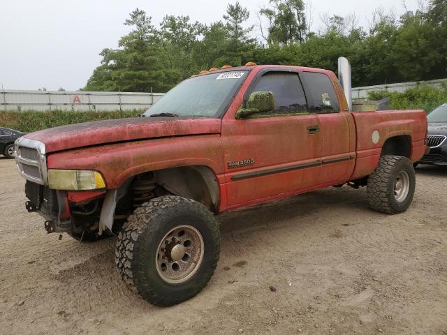 3B7KF23691G167375 - 2001 DODGE RAM 2500 RED photo 1