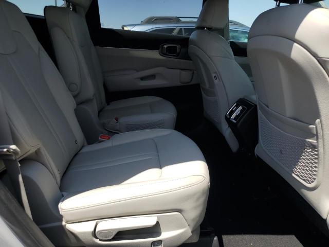 KNDRH4LG4P5182105 - 2023 KIA SORENTO EX Argent photo 10