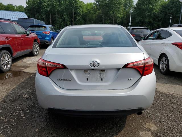 5YFBURHE0KP920270 - 2019 TOYOTA COROLLA L SILVER photo 6