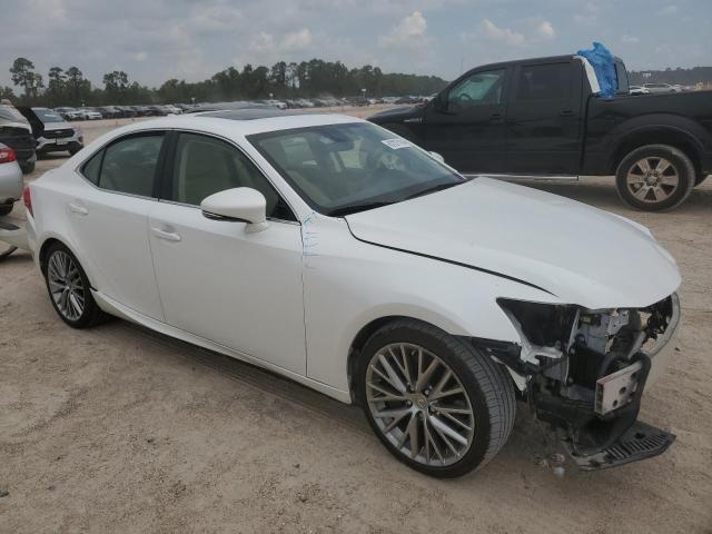 JTHBA1D29G5030245 - 2016 LEXUS IS 200T WHITE photo 4