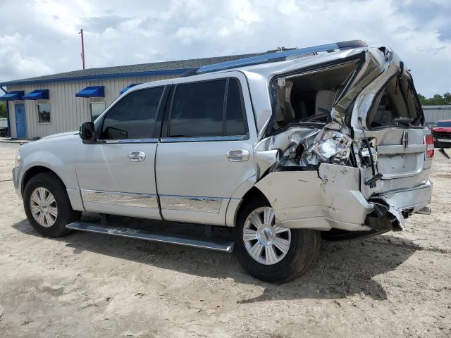 5LMJJ2J56DEL00229 - 2013 LINCOLN NAVIGATOR ვერცხლისფერი ფოტო 2