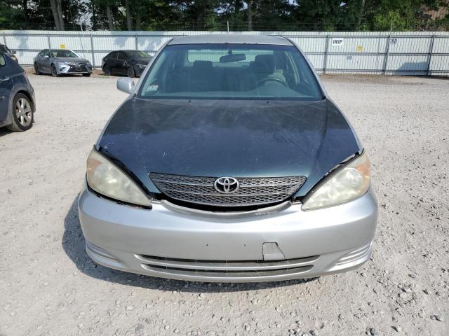 4T1BE32K82U110232 - 2002 TOYOTA CAMRY LE SILVER photo 5