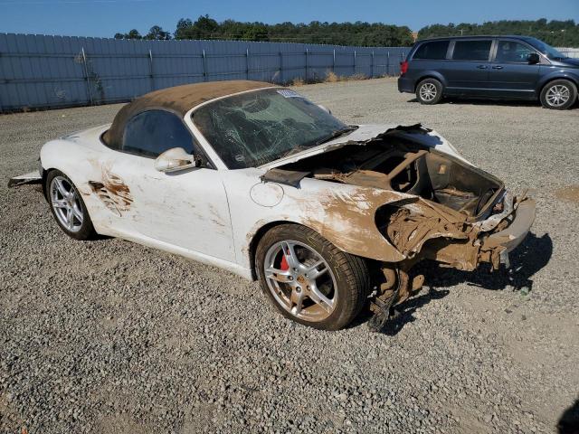 WP0CA2A84BS710472 - 2011 PORSCHE BOXSTER WHITE photo 4