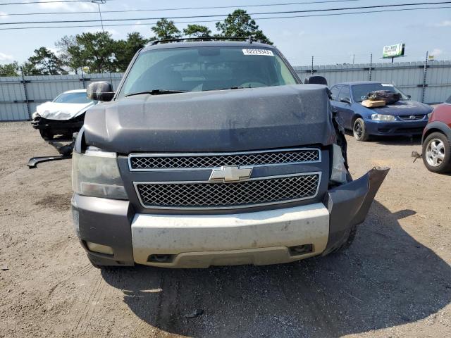 3GNVKFE09AG277939 - 2010 CHEVROLET AVALANCHE LT CHARCOAL photo 5