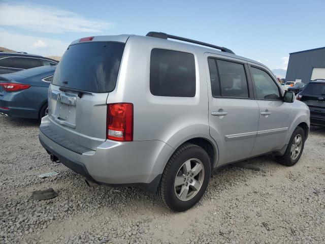 5FNYF3H5XAB009827 - 2010 HONDA PILOT EXL SILVER photo 3