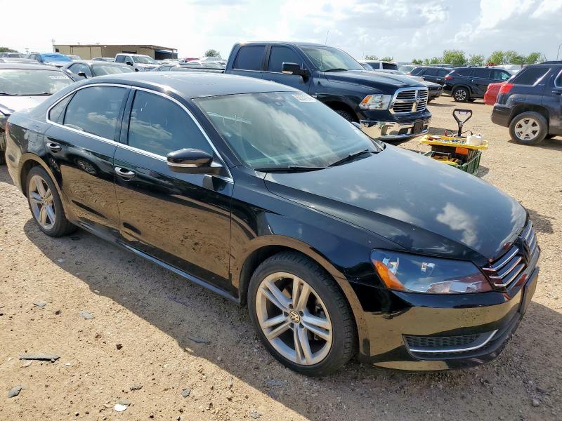1VWBS7A36EC066107 - 2014 VOLKSWAGEN PASSAT SE BLACK photo 4