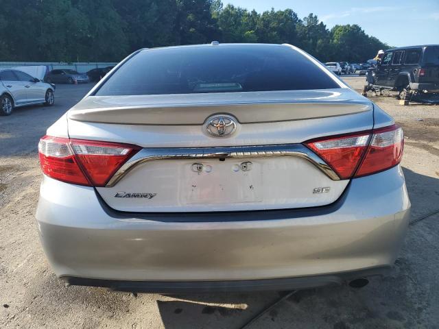 4T1BF1FKXFU977133 - 2015 TOYOTA CAMRY LE SILVER photo 6