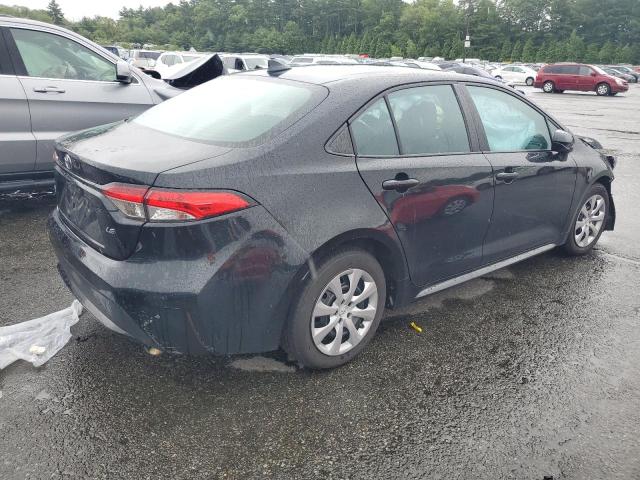 5YFEPMAE8MP257809 - 2021 TOYOTA COROLLA LE შავი ფოტო 3