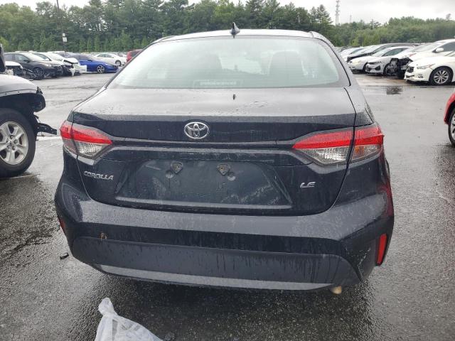 5YFEPMAE8MP257809 - 2021 TOYOTA COROLLA LE შავი ფოტო 6