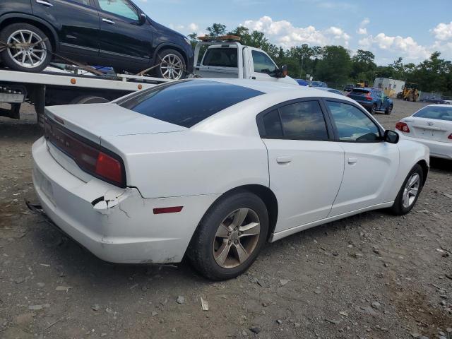 2C3CDXBG7EH197745 - 2014 DODGE CHARGER SE WHITE photo 3