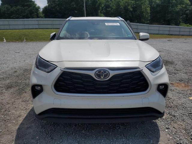 5TDGZRAH5MS061246 - 2021 TOYOTA HIGHLANDER XLE WHITE photo 5