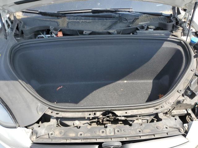 5YJXCBE29GF018830 - 2016 TESLA MODEL X WHITE photo 12