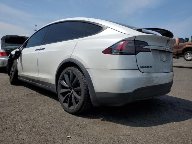 5YJXCBE29GF018830 - 2016 TESLA MODEL X WHITE photo 2
