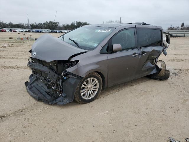 2013 TOYOTA SIENNA XLE, 