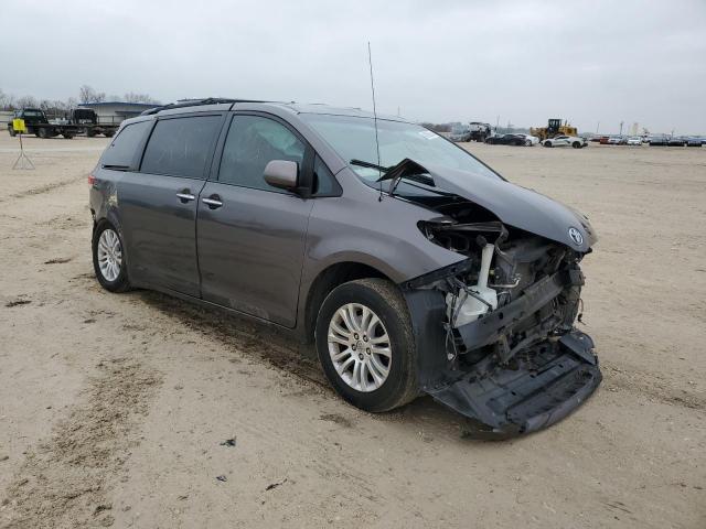 5TDYK3DC0DS383461 - 2013 TOYOTA SIENNA XLE ნაცრისფერი ფოტო 4