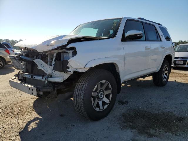 JTEBU5JR7K5640506 - 2019 TOYOTA 4RUNNER SR5 WHITE photo 2