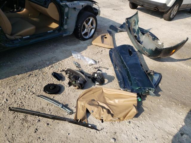 JM1NB353020227258 - 2002 MAZDA MX-5 MIATA BASE GREEN photo 12