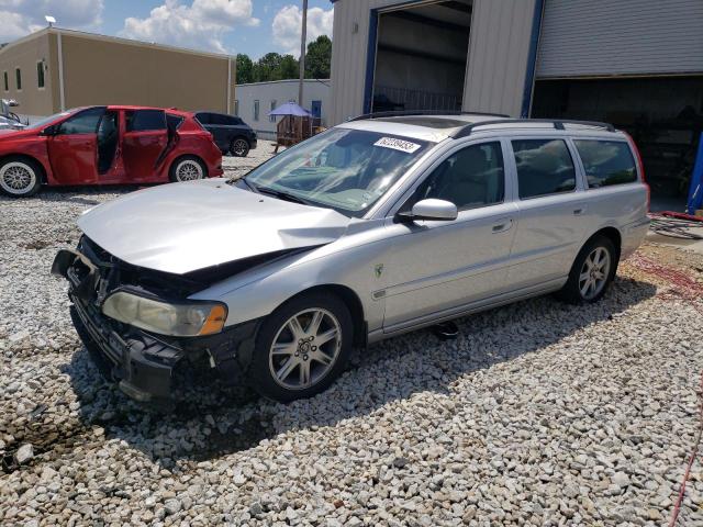 YV1SW592652492600 - 2005 VOLVO V70 FWD SILVER photo 1