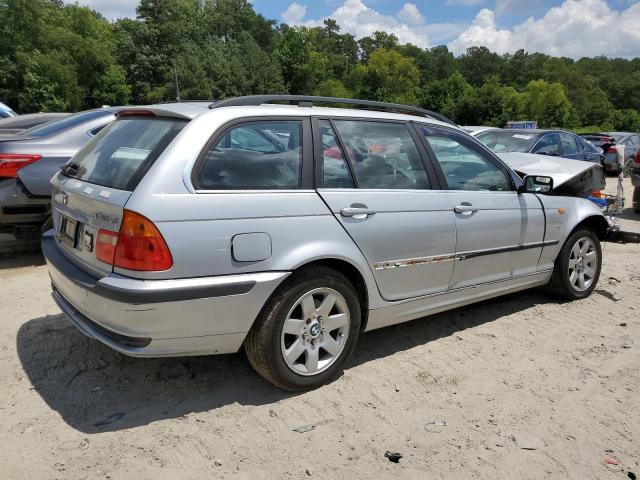 WBAEP33434PF04315 - 2004 BMW 325 XIT SILVER photo 3