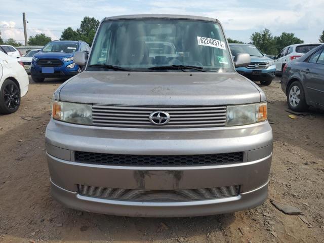 JTLKT324750179053 - 2005 TOYOTA SCION XB GRAY photo 5