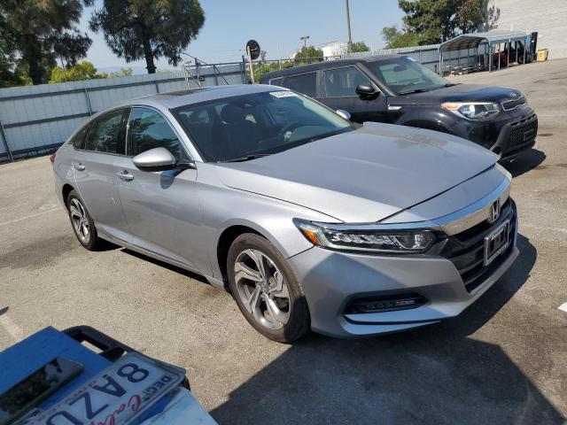 1HGCV1F4XJA001586 - 2018 HONDA ACCORD EX SILVER photo 4