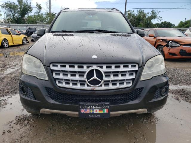 4JGBB8GB8BA710541 - 2011 MERCEDES-BENZ ML 350 4MATIC CHARCOAL photo 5