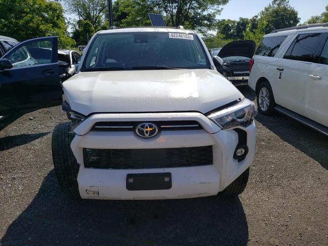 JTEMU5JR7M5837784 - 2021 TOYOTA 4RUNNER SR5/SR5 PREMIUM 白色 照片 5