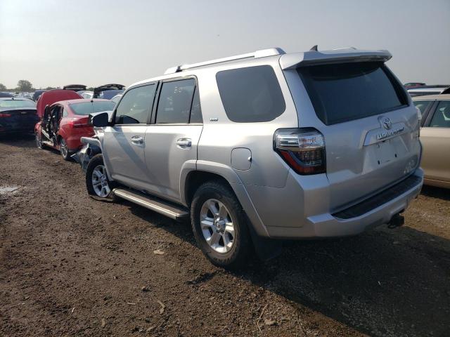 JTEBU5JR6F5211735 - 2015 TOYOTA 4RUNNER SR5 SILVER photo 2