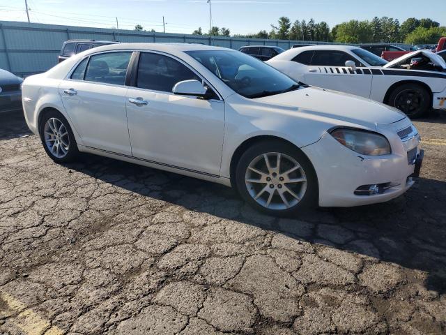 1G1ZE5E78BF101629 - 2011 CHEVROLET MALIBU LTZ WHITE photo 4