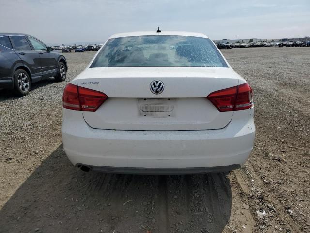 1VWAP7A39DC086556 - 2013 VOLKSWAGEN PASSAT S WHITE photo 6